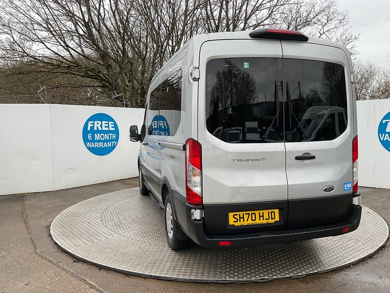 Ford 350 EcoBlue Trend 12 Seater