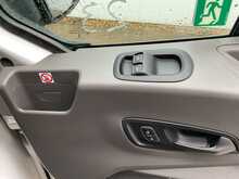 Ford Transit 350 EcoBlue Trend 12 Seater 