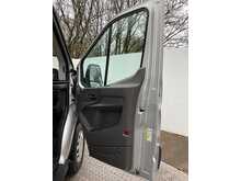 Ford Transit 350 EcoBlue Trend 12 Seater 