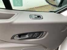 Ford Transit 350 EcoBlue Trend 12 Seater 