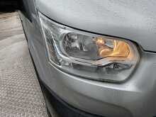 Ford Transit 350 EcoBlue Trend 12 Seater 