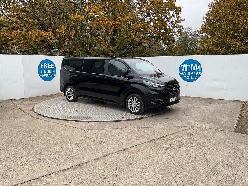 Ford 320 EcoBlue Titanium Euro 6