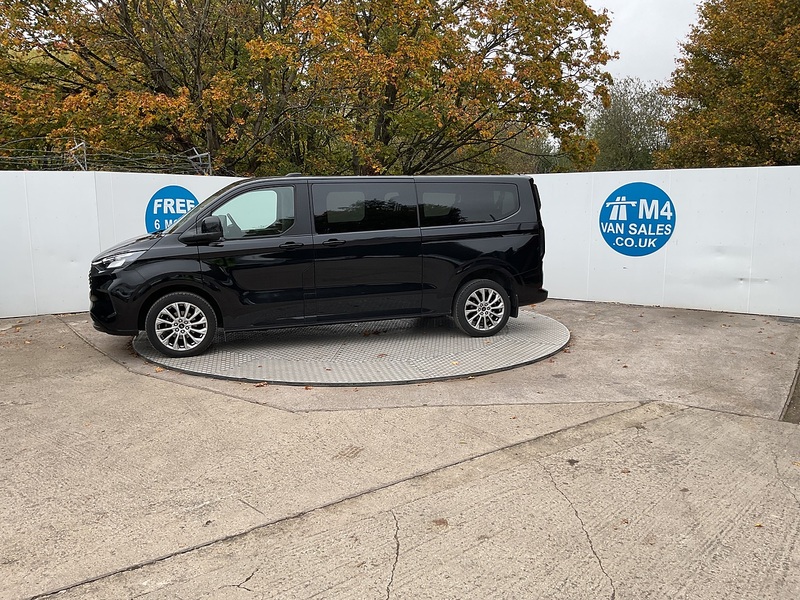 Ford 320 EcoBlue Titanium Euro 6