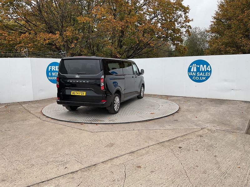 Ford 320 EcoBlue Titanium Euro 6