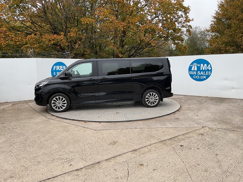 Ford 320 EcoBlue Titanium Euro 6