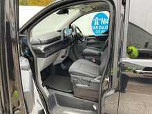 Ford Tourneo Custom 320 EcoBlue Titanium Euro 6 