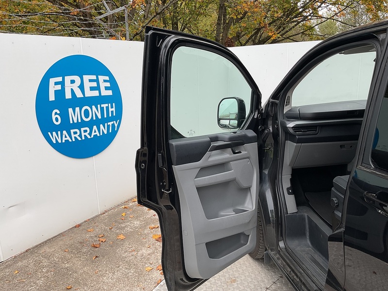 Ford 320 EcoBlue Titanium Euro 6