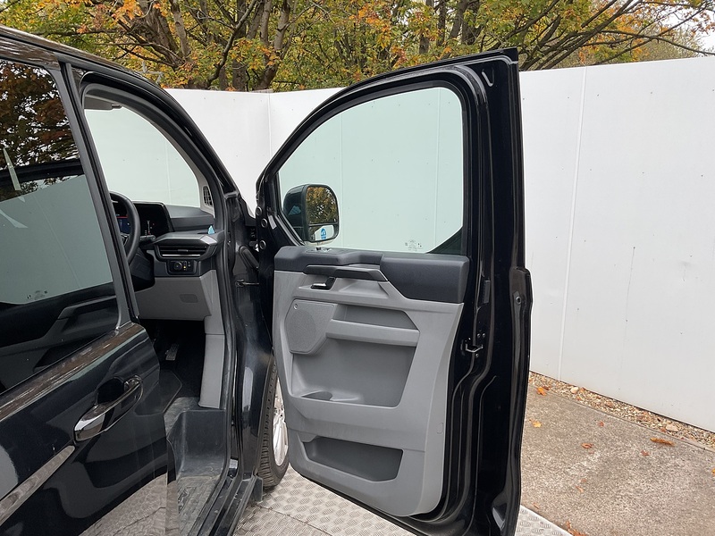 Ford 320 EcoBlue Titanium Euro 6