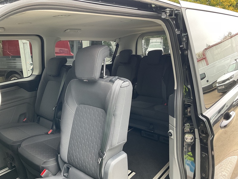 Ford 320 EcoBlue Titanium Euro 6