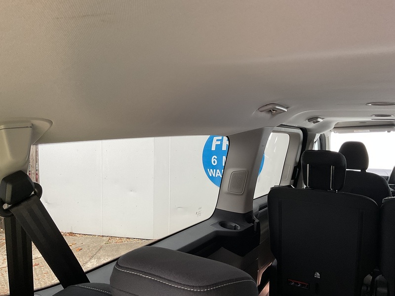 Ford 320 EcoBlue Titanium Euro 6