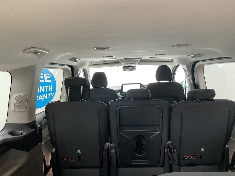 Ford 320 EcoBlue Titanium Euro 6