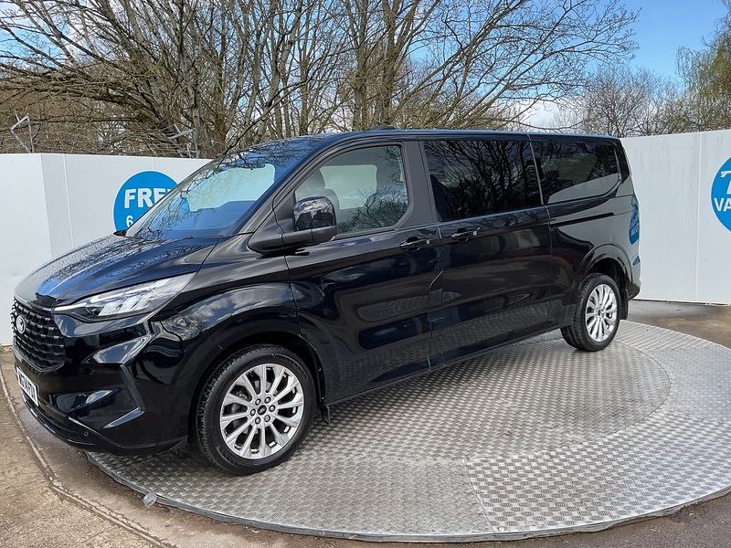 Ford 320 EcoBlue Titanium Euro 6