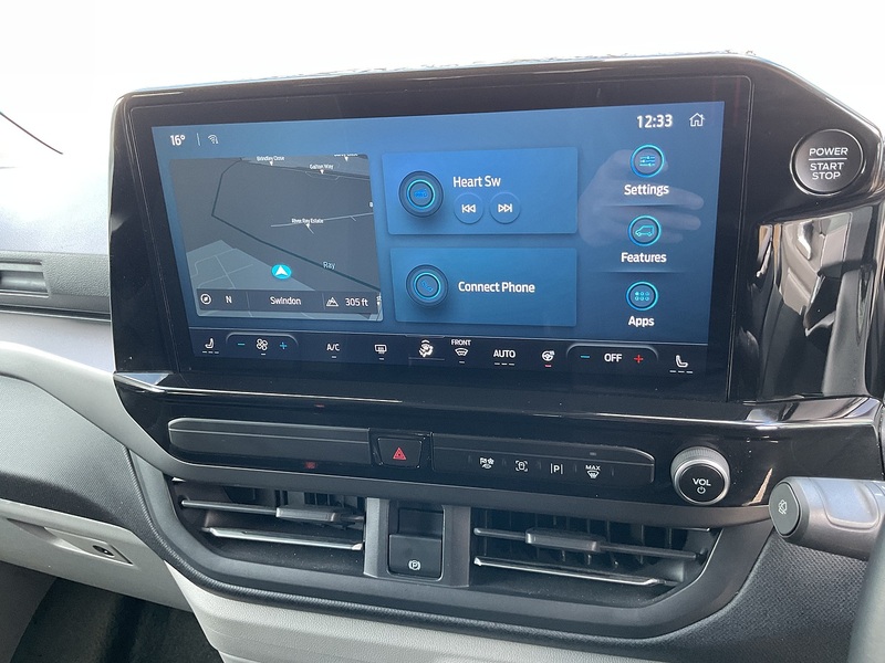 Ford 320 EcoBlue Titanium Euro 6