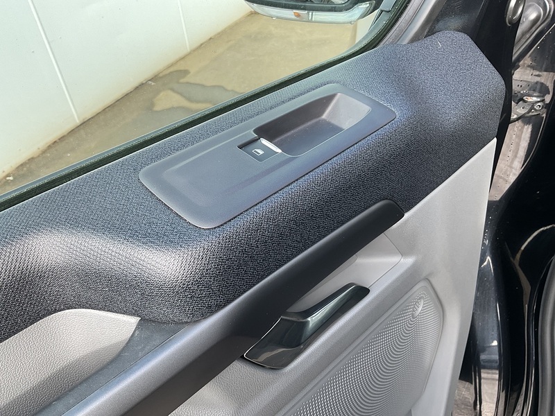 Ford 320 EcoBlue Titanium Euro 6