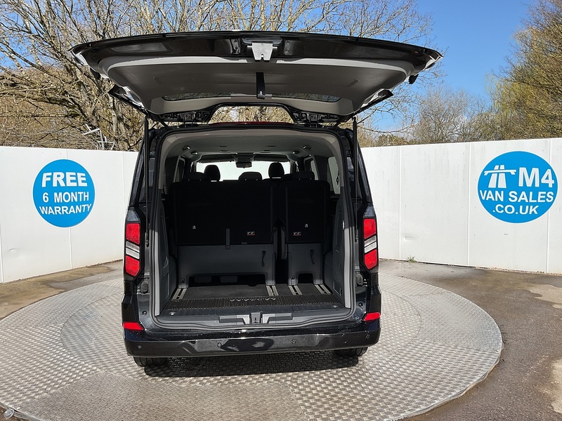 Ford 320 EcoBlue Titanium Euro 6