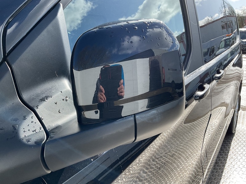 Ford 320 EcoBlue Titanium Euro 6