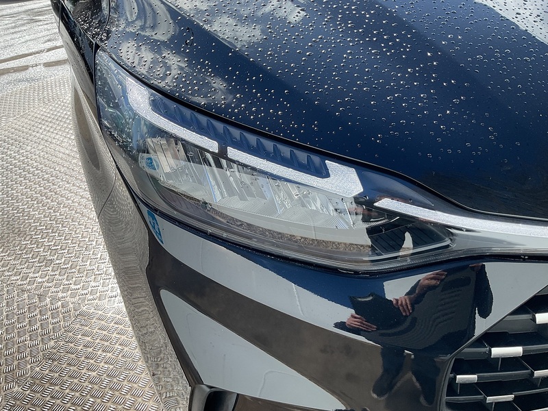Ford 320 EcoBlue Titanium Euro 6
