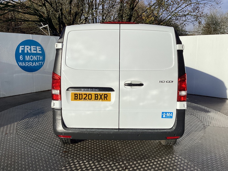 Mercedes 110 CDI SWB Pure L/R A/C Euro 6