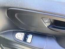 Mercedes Vito 110 CDI SWB Pure L/R A/C Euro 6 