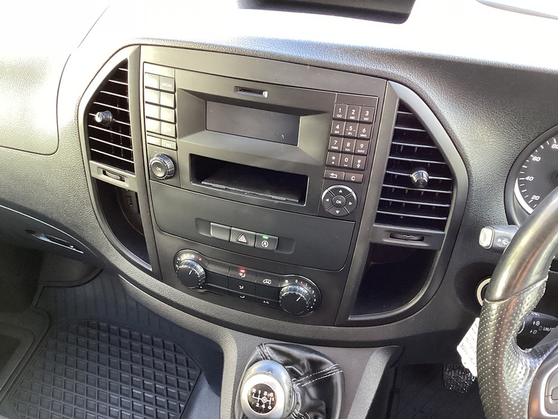 Mercedes 110 CDI SWB Pure L/R A/C Euro 6