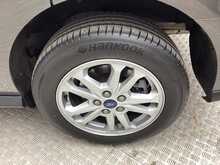 Ford Transit Connect 240 EcoBlue Limited SWB L/R Euro 6 