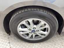 Ford Transit Connect 240 EcoBlue Limited SWB L/R Euro 6 