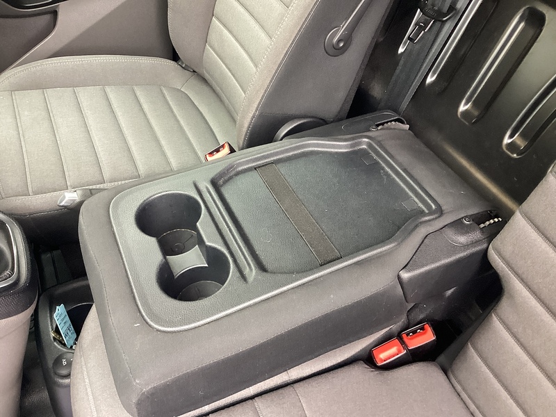 Ford 240 EcoBlue Limited SWB L/R Euro 6