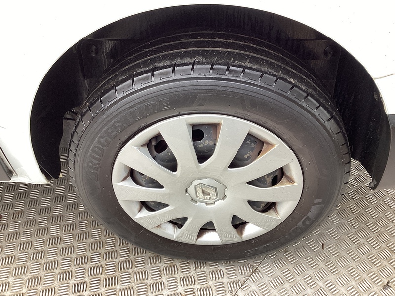 Renault dCi ENERGY 28 Business+ SWB Euro 6