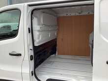 Renault Trafic dCi ENERGY 28 Business+ SWB Euro 6 