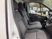 Renault Trafic dCi ENERGY 28 Business+ SWB Euro 6 