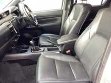 Toyota Hilux D-4D Invincible X 4X4 A/C Euro 6 **NO VAT** 