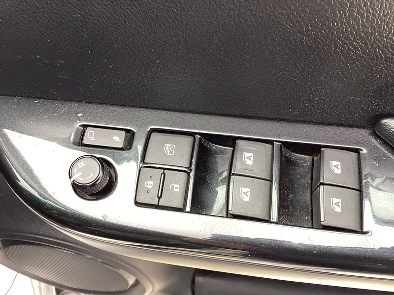 Toyota D-4D Invincible X 4X4 A/C Euro 6 **NO VAT**