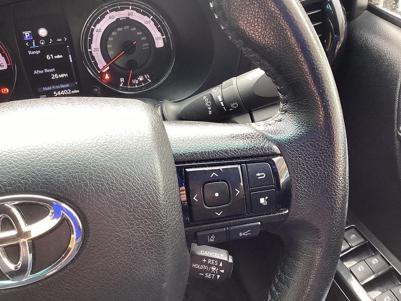 Toyota D-4D Invincible X 4X4 A/C Euro 6 **NO VAT**