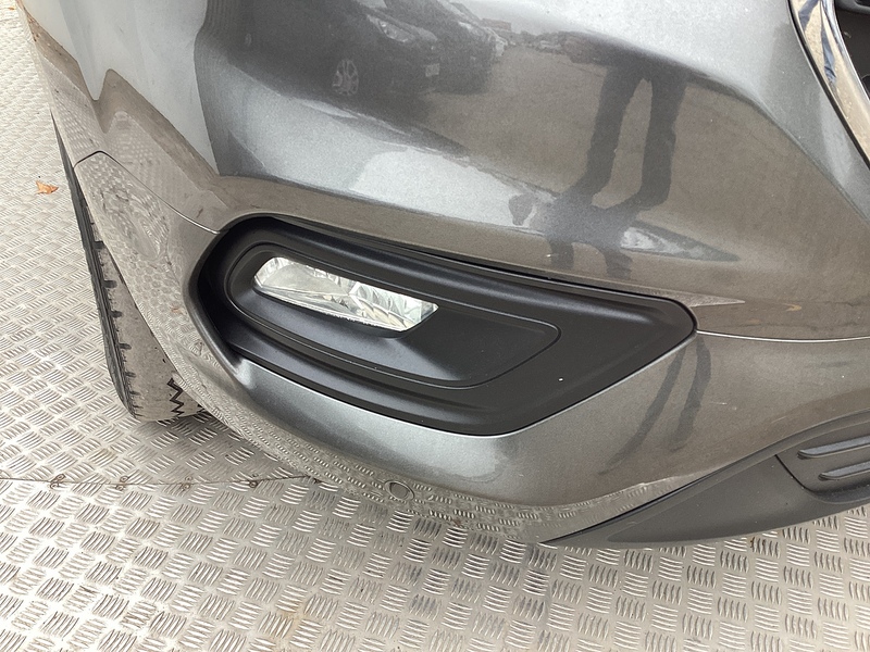 Ford 280 EcoBlue Limited SWB L/R Euro 6