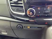 Ford Transit Custom 280 EcoBlue Limited SWB L/R Euro 6 