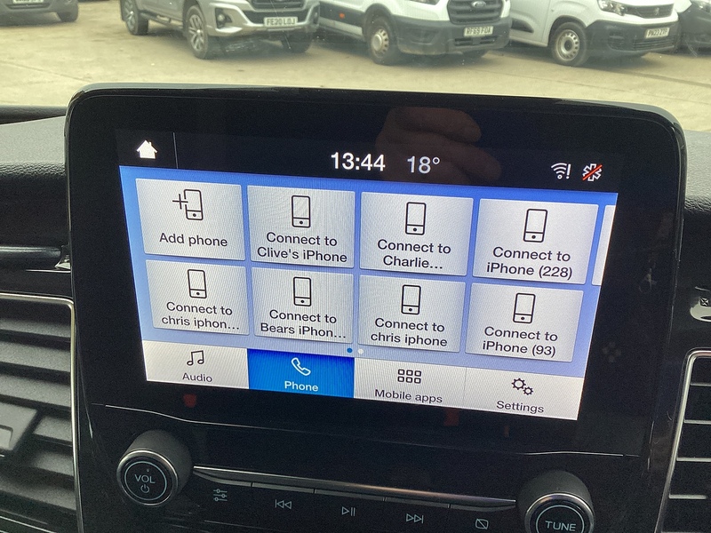 Ford 280 EcoBlue Limited SWB L/R Euro 6