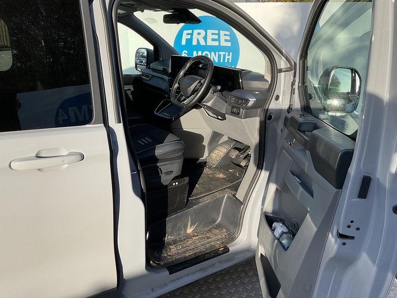 Ford 320 EcoBlue Active Euro 6