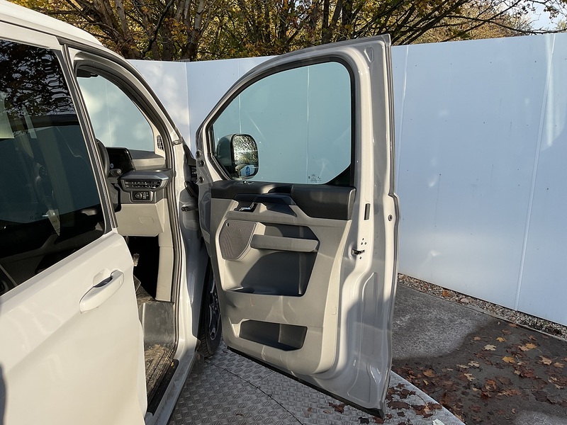 Ford 320 EcoBlue Active Euro 6