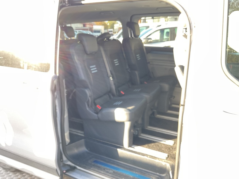 Ford 320 EcoBlue Active Euro 6