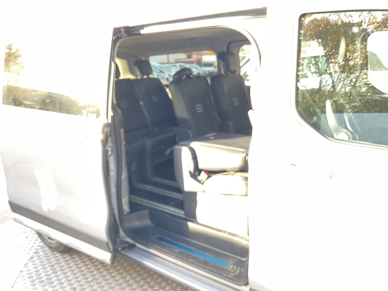 Ford 320 EcoBlue Active Euro 6