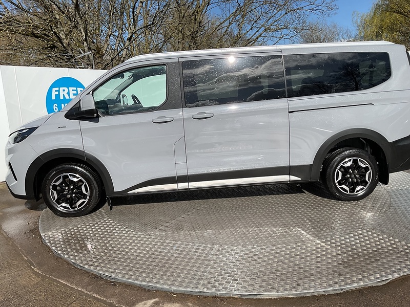 Ford 320 EcoBlue Active Euro 6