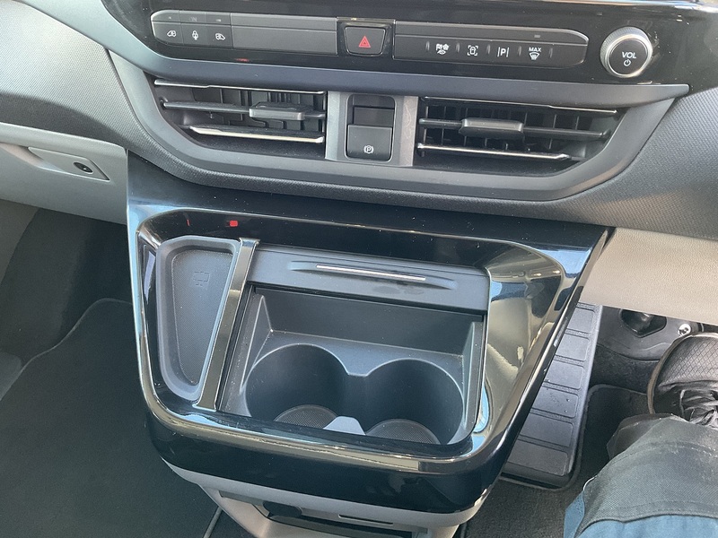 Ford 320 EcoBlue Active Euro 6