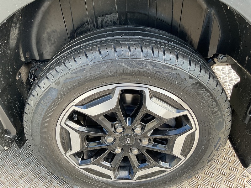 Ford 320 EcoBlue Active Euro 6
