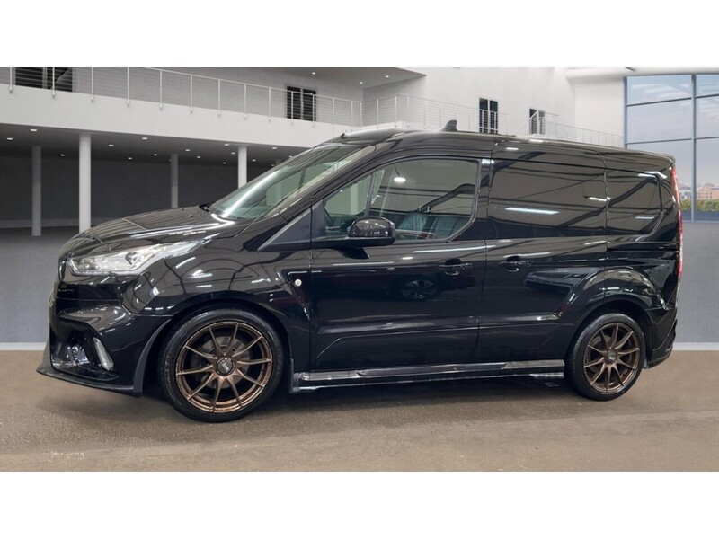 Ford 200 EcoBlue Limited SWB L/R MS-RT Euro 6