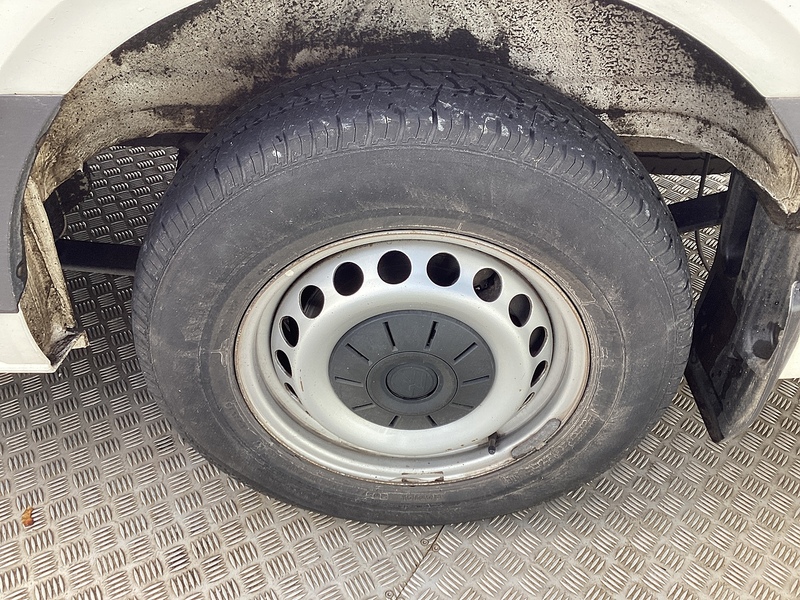 Volkswagen TDI CR35 Trendline MWB H/R Euro 6