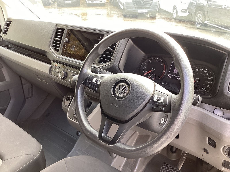 Volkswagen TDI CR35 Trendline MWB H/R Euro 6