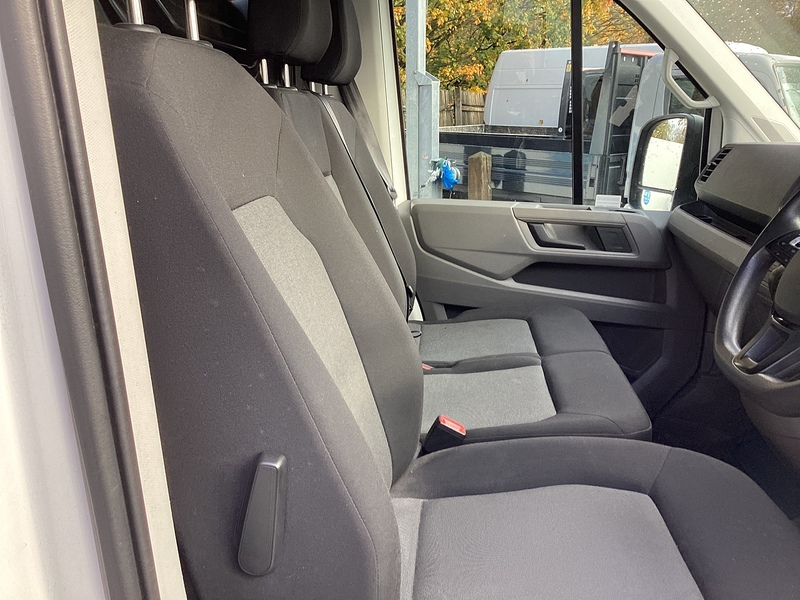 Volkswagen TDI CR35 Trendline MWB H/R Euro 6