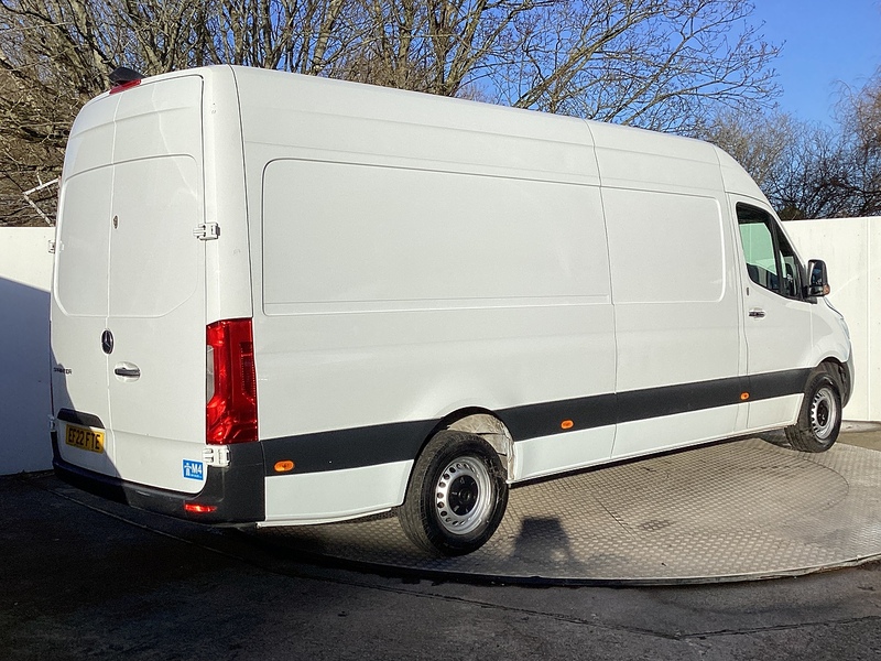 Mercedes 315 CDI Progressive LWB H/R Euro 6