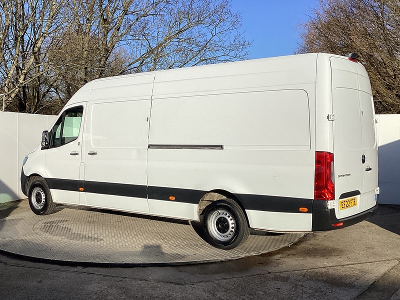 Mercedes 315 CDI Progressive LWB H/R Euro 6