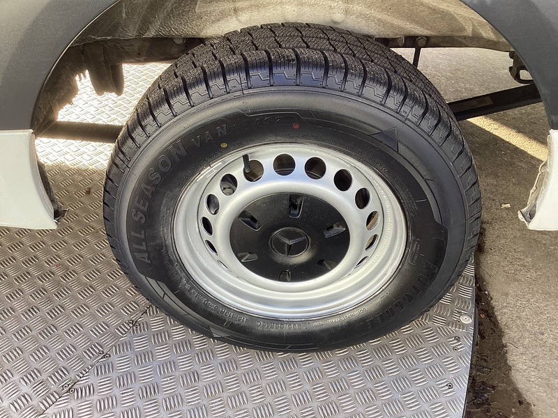 Mercedes 315 CDI Progressive LWB H/R Euro 6